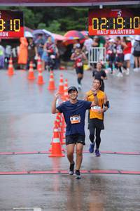 BIB: 1422
                            <button type="button" onclick="openModal(5730487)" class="btn btn-primary btn-sm float-right btn-popup" data-toggle="modal" data-target=".modal-high-quality">
                        <i class="fas fa-shopping-cart"></i> Add to Cart
                    </button>
                                            <button type="button" onclick="isThisMe(5730487, true)" class="btn btn-success btn-sm float-right btn-popup btn-isme hidden" data-toggle="tooltip" data-placement="bottom" title="นี่คือรูปของคุณใช่ไหม คลิกที่นี่เพื่อเอาเข้าอัลบั้ม">
                        <i class="fas fa-plus"></i> Add to album
                    </button>
                    <button type="button" onclick="isThisMe(5730487, false)" class="btn btn-warning btn-sm float-right btn-popup btn-isnotme hidden">
                        <i class="fas fa-ban"></i> Remove from album
                    </button>